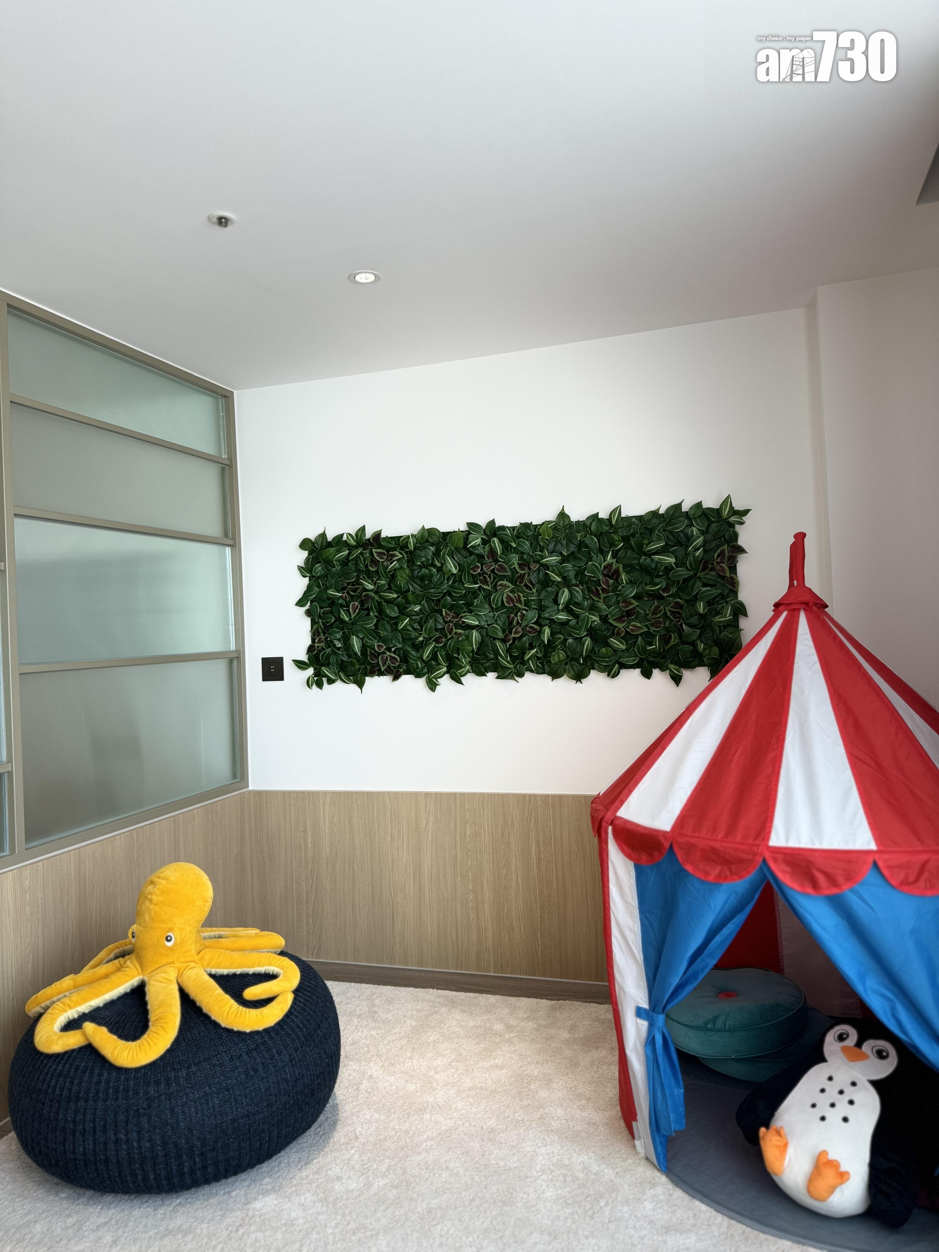 「BLÅHAJ (鯊鯊)」