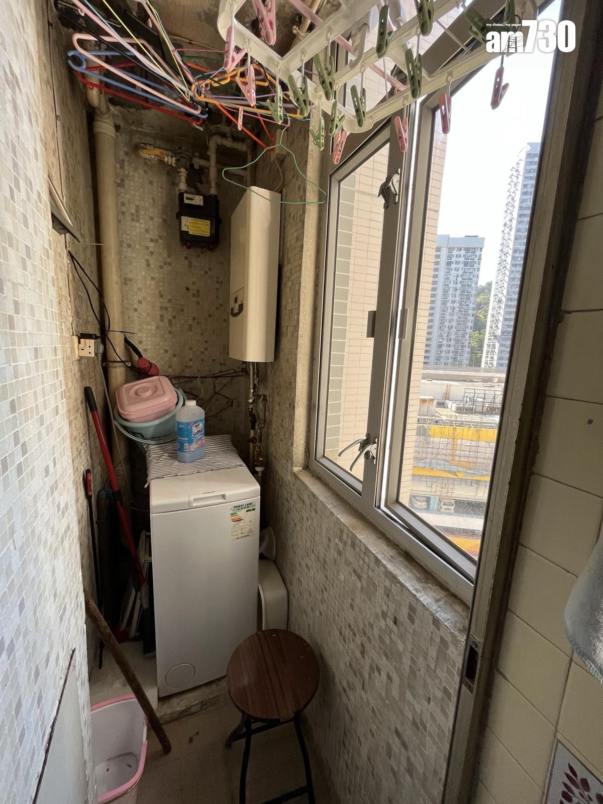 單位附有小露台,方便晾曬衣物。(代理提供)