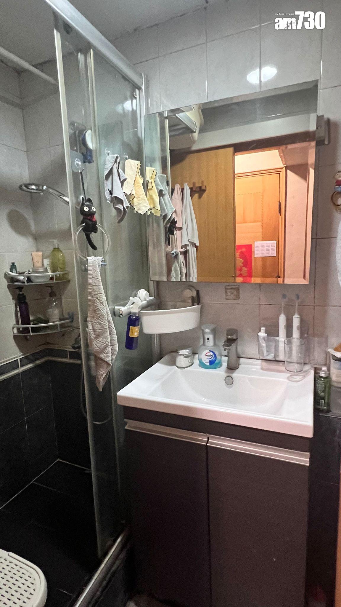 單位浴室。(代理提供)