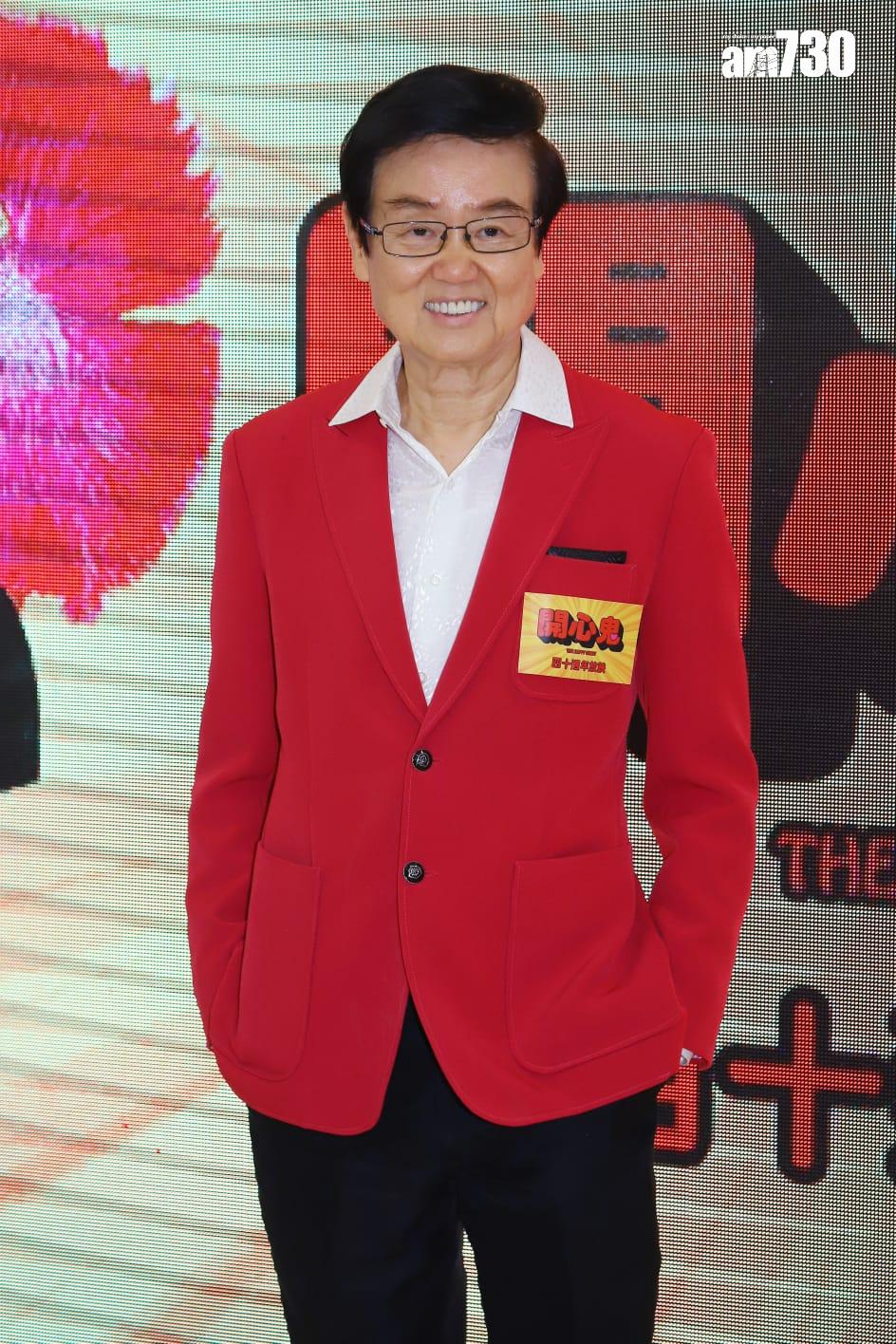 黃百鳴認為戲院市道差,因為疫情期間不能拍大製作,他相信會逐漸變好《開心鬼》放映40周年活動上,與高志森、黃百鳴和周國忠重聚。(羅錦鴻攝)