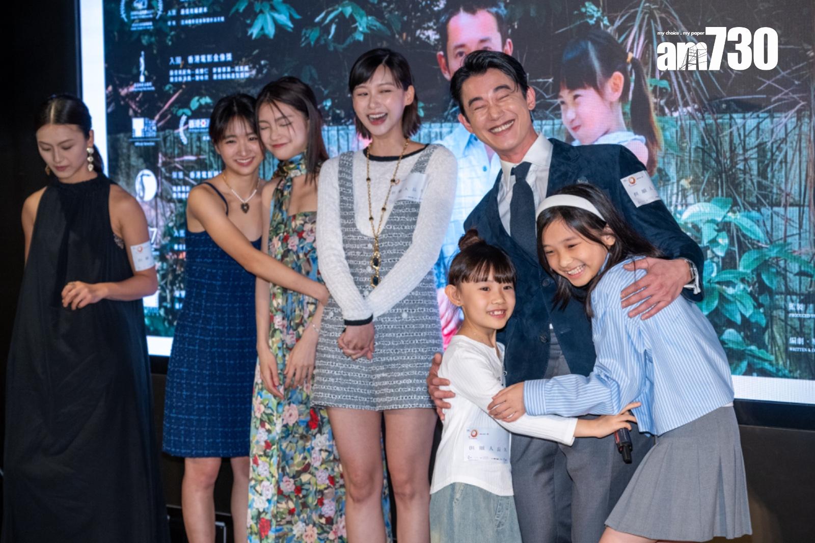 吳慷仁口裡笑指《但願人長久》6位女兒很嘈吵,實質父愛爆棚,笑到見眼唔見眼。(陳奕釗攝)