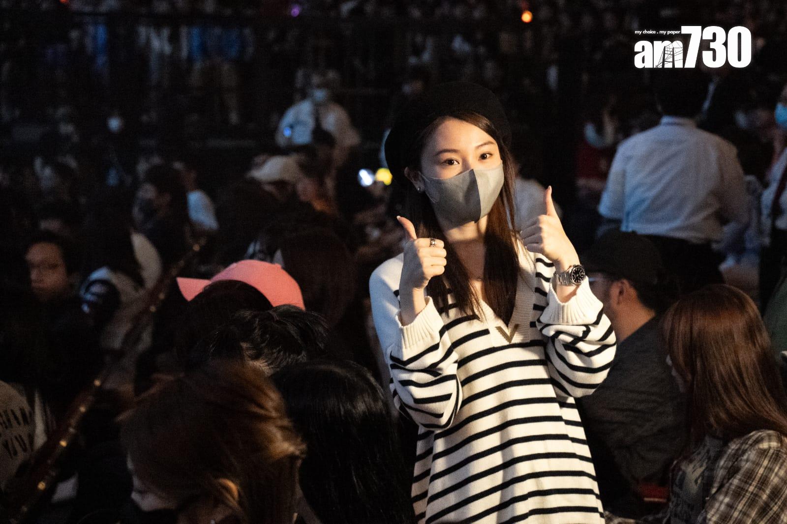 洪嘉豪首開紅館個唱《洪嘉豪Kaho Live 2024》Yanny捧場。(林靄怡攝)