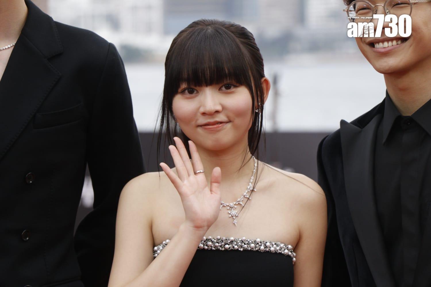 金像獎2024|《小薯茄》的程仁富、童童及朱Mic擔任紅地毯網上主持。(蘇文傑攝)