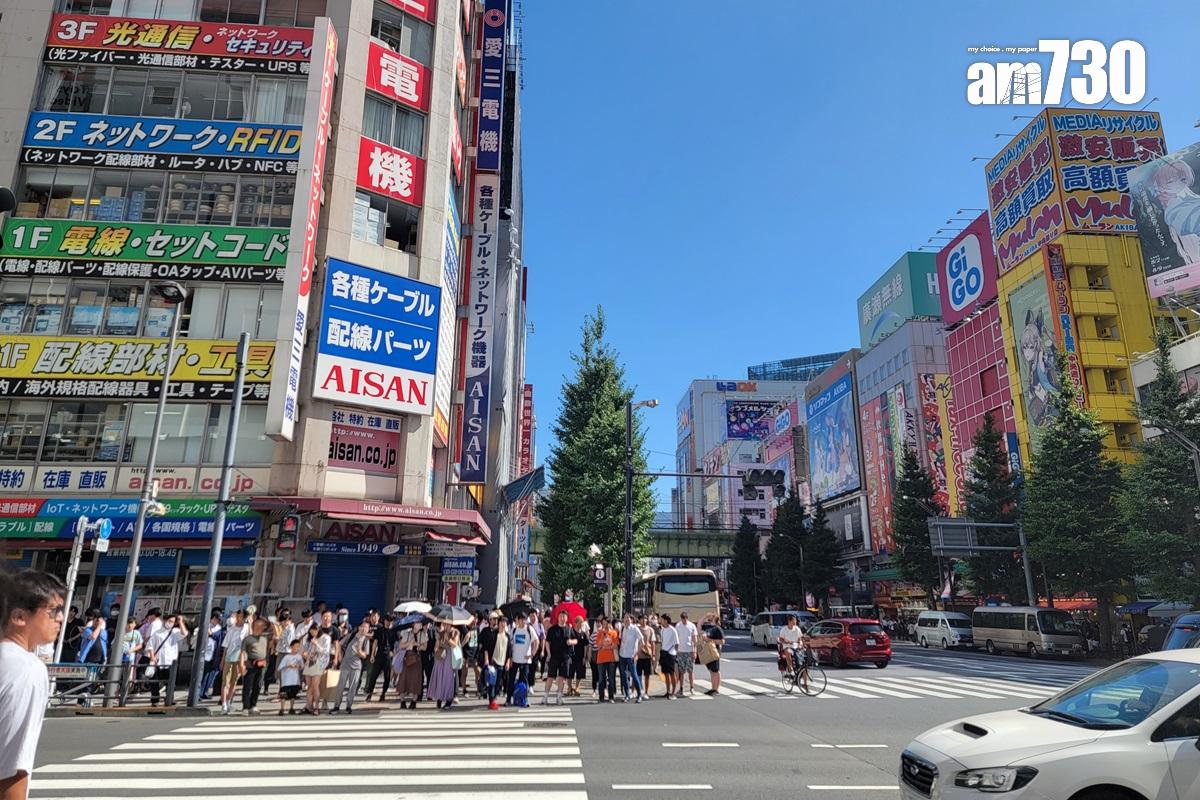 借閱量首十名的中文實體書當中,有4本日本旅遊書都與東京相關。(資料圖片/鍾式明攝)