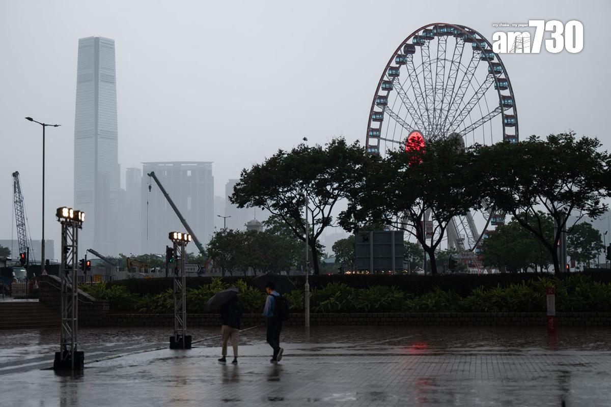 本港今日會有驟雨及狂風雷暴。(陳奕釗攝)