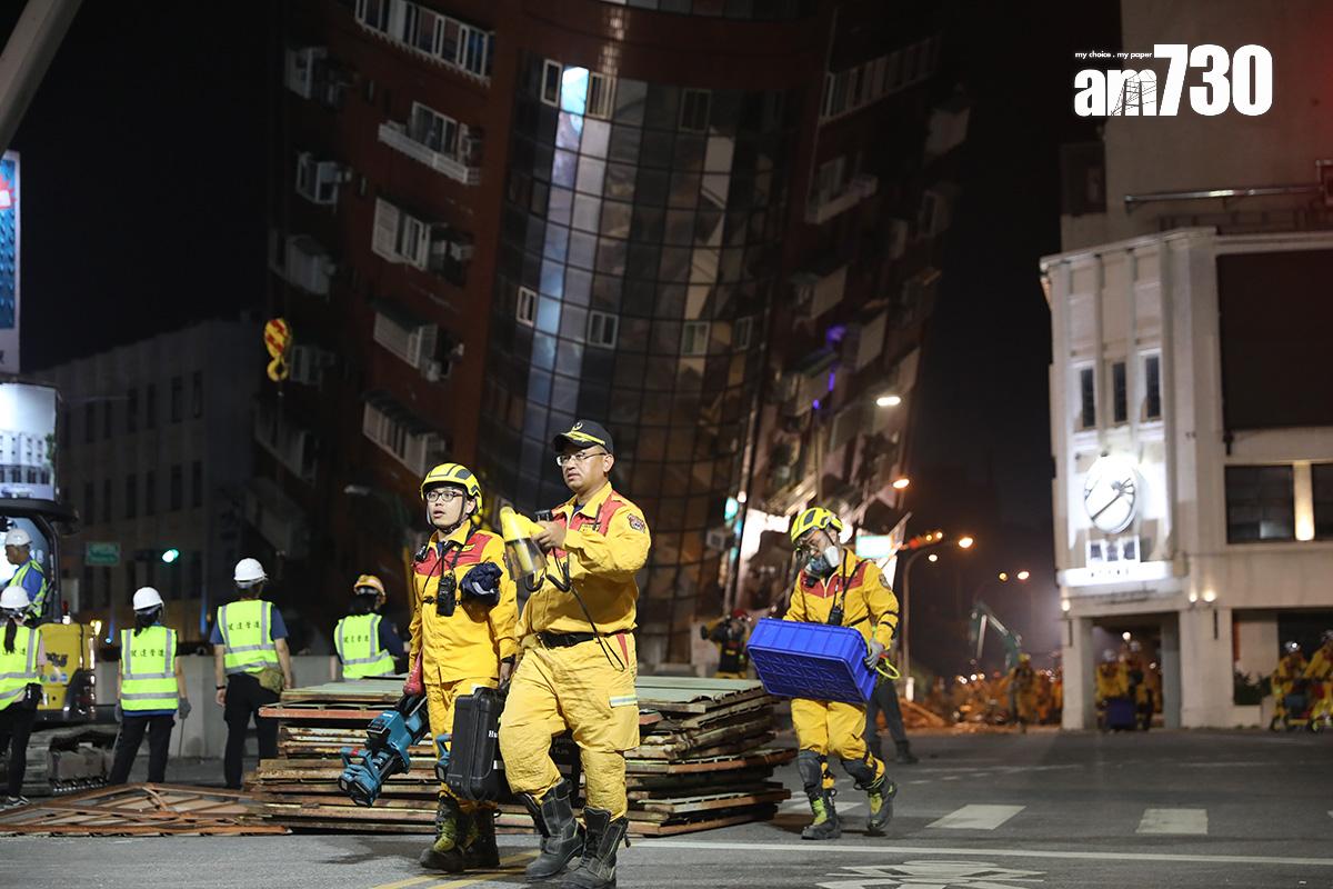 花蓮天王星大樓最後一名被困者遺體被救出後,搜救行動結束。(中新社)