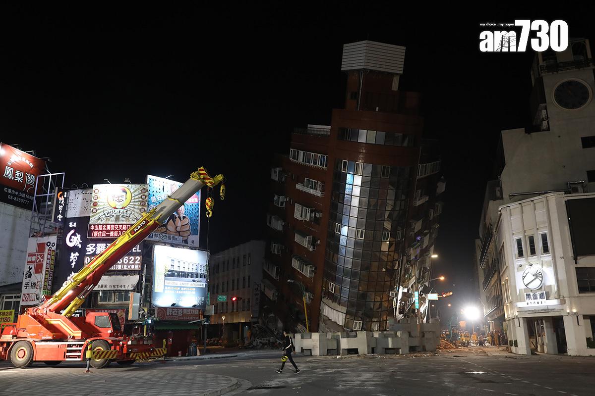 花蓮天王星大樓最後一名被困者遺體被救出後,搜救行動結束。(中新社)
