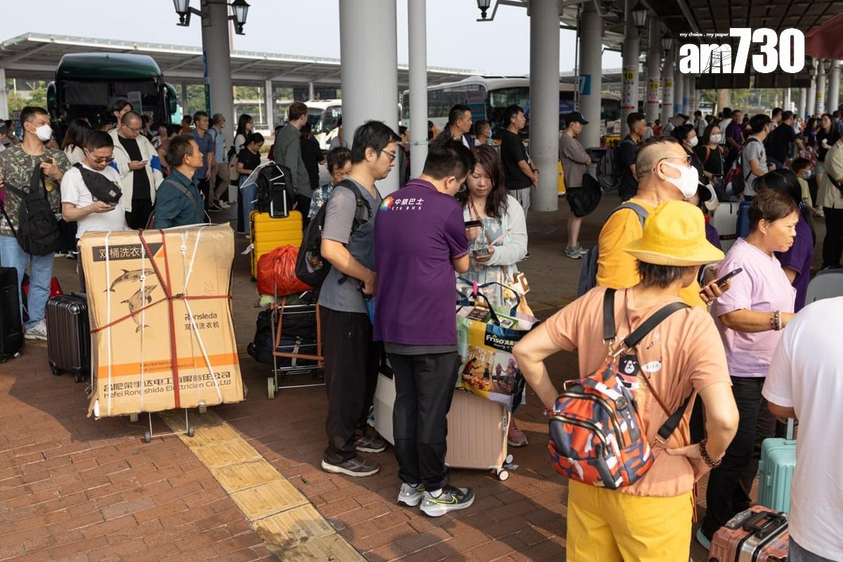 深圳灣管制站於復活節長假期最後一日出現回港人潮。(資料圖片/蘇文傑攝)