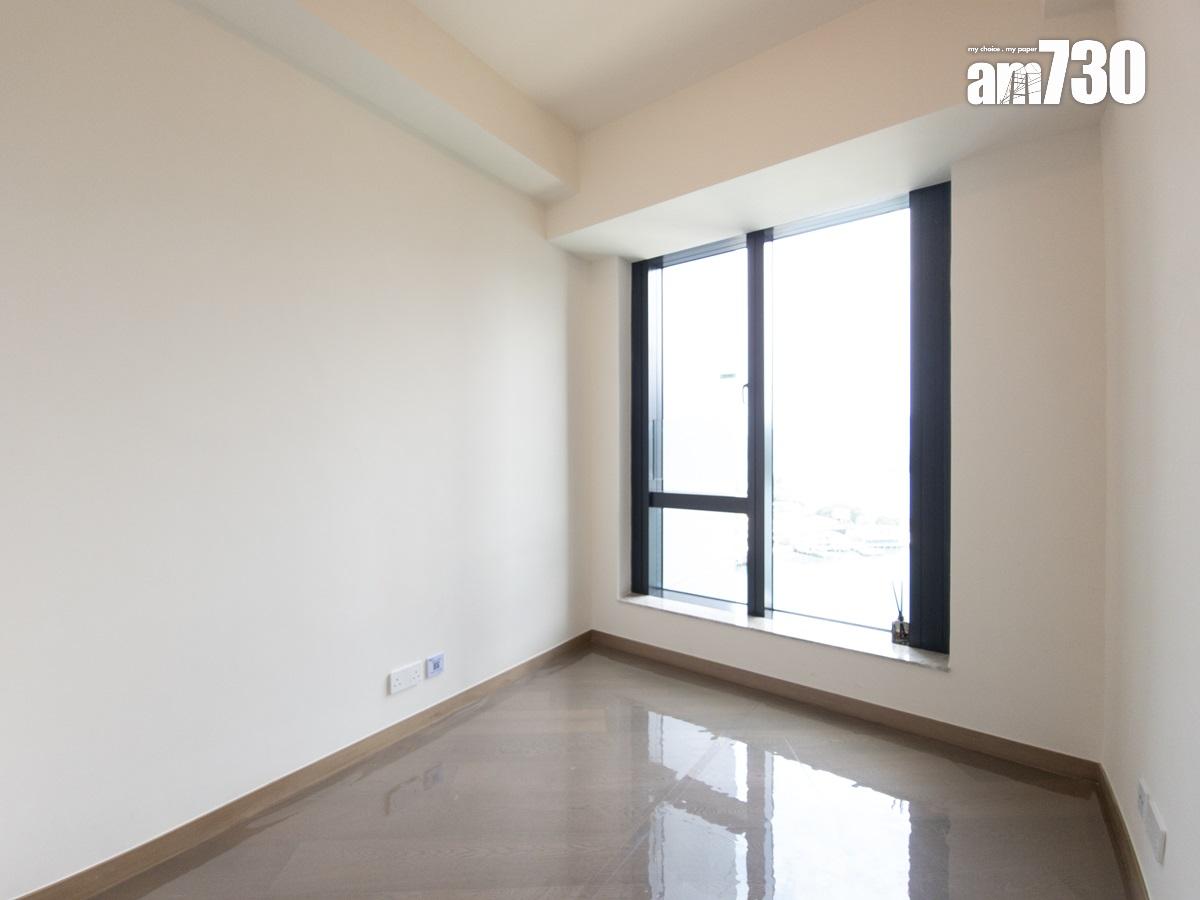 蔚藍東岸示範單位|832呎及845呎三房套木色系作主調 多儲物空間適合家庭客(多圖有片)|油塘新盤