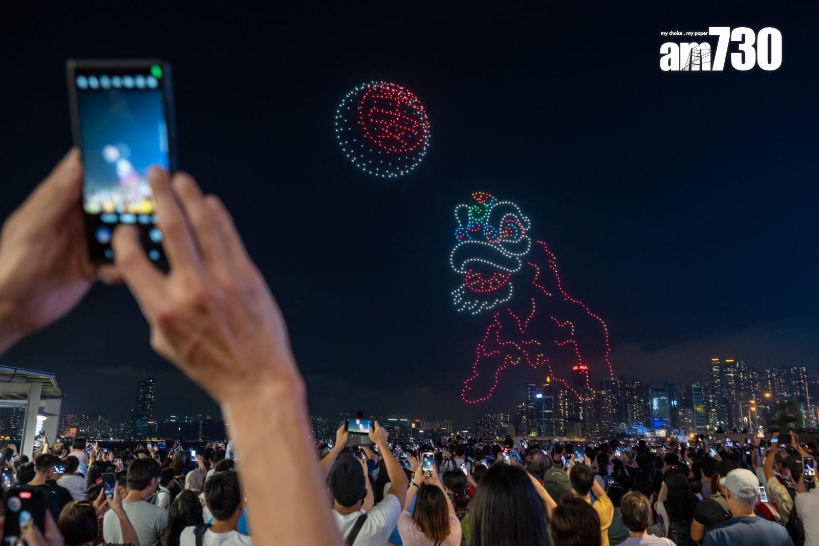 香港旅遊發展局佛誕太平清醮無人機表演。(陳奕釗攝)