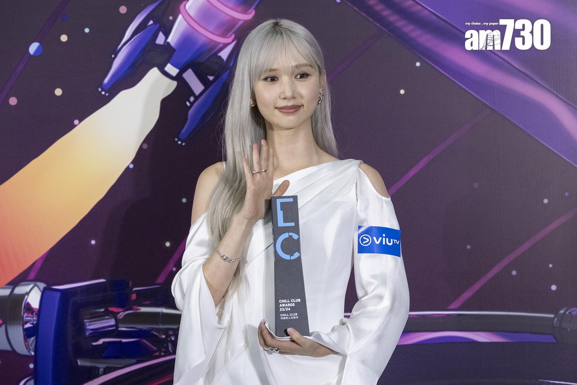 Nacy Kwai驚喜獲新人女歌手獎。(蘇文傑攝)