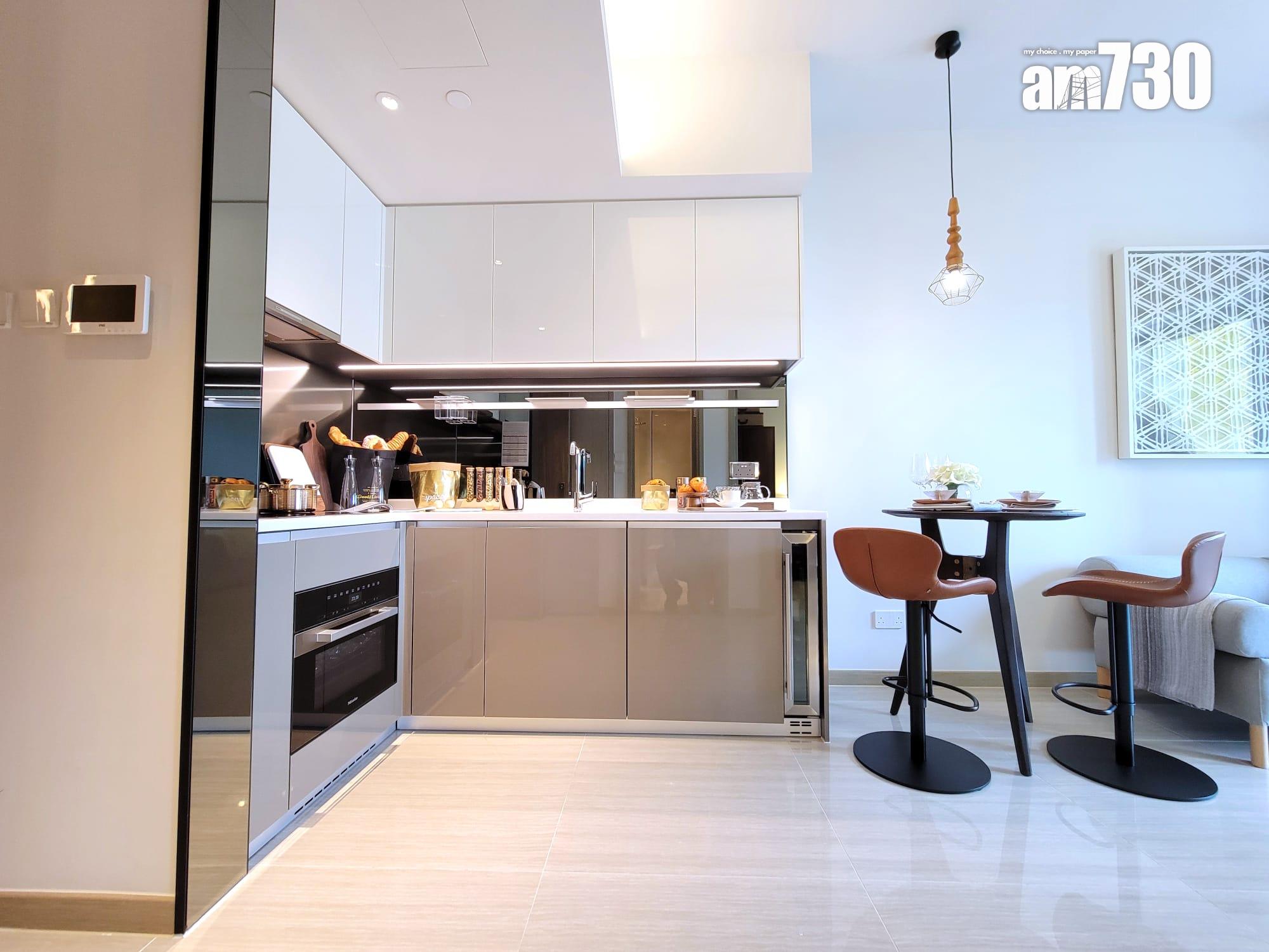 晉環示範單位|兩款風格連家具一房戶有得睇 浴室採雙門設計|多圖有片