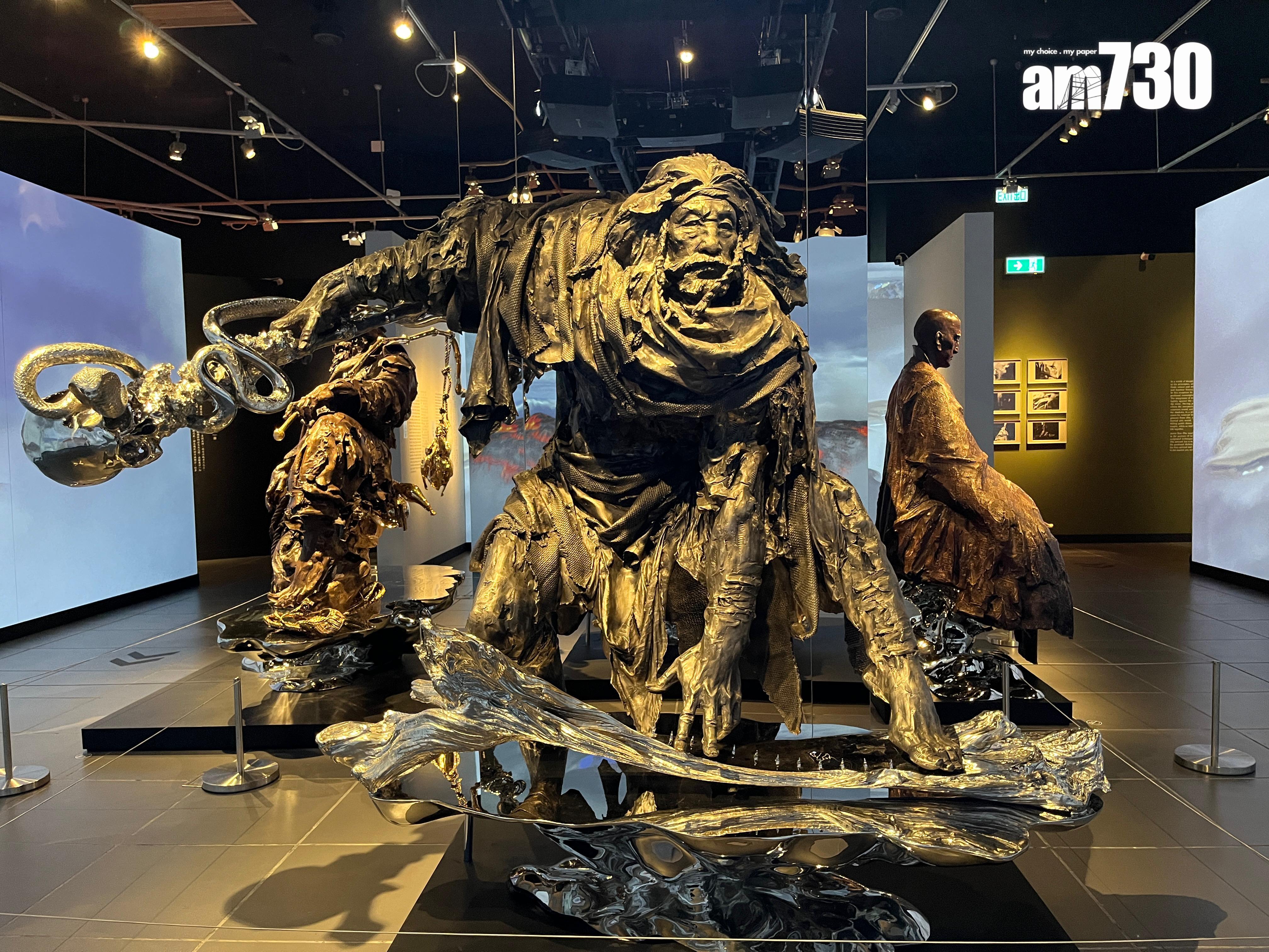 成為文化博物館館長後,鄧民亮趕上金庸百年誕辰這個「百年盛事」,並在近日舉辦「俠之大者— 金庸百年誕辰紀念.任哲雕塑展」,覺得「自己同金庸冥冥中都好似有啲聯繫咁」。(陳詠琳攝)