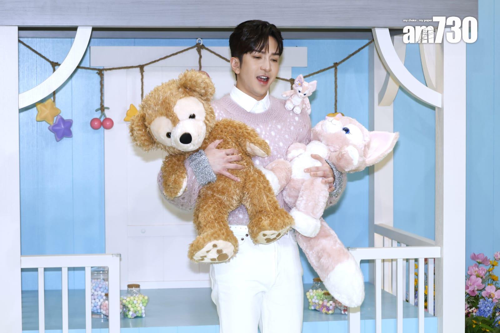 Anson Lo表示家中有很多Duffy&Friends 的公仔。(林俊源攝)