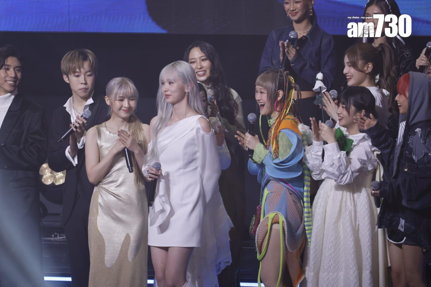 Nacy Kwai獲「CHILL CLUB年度新人女歌人獎」,大感驚訝。(蘇文傑攝)