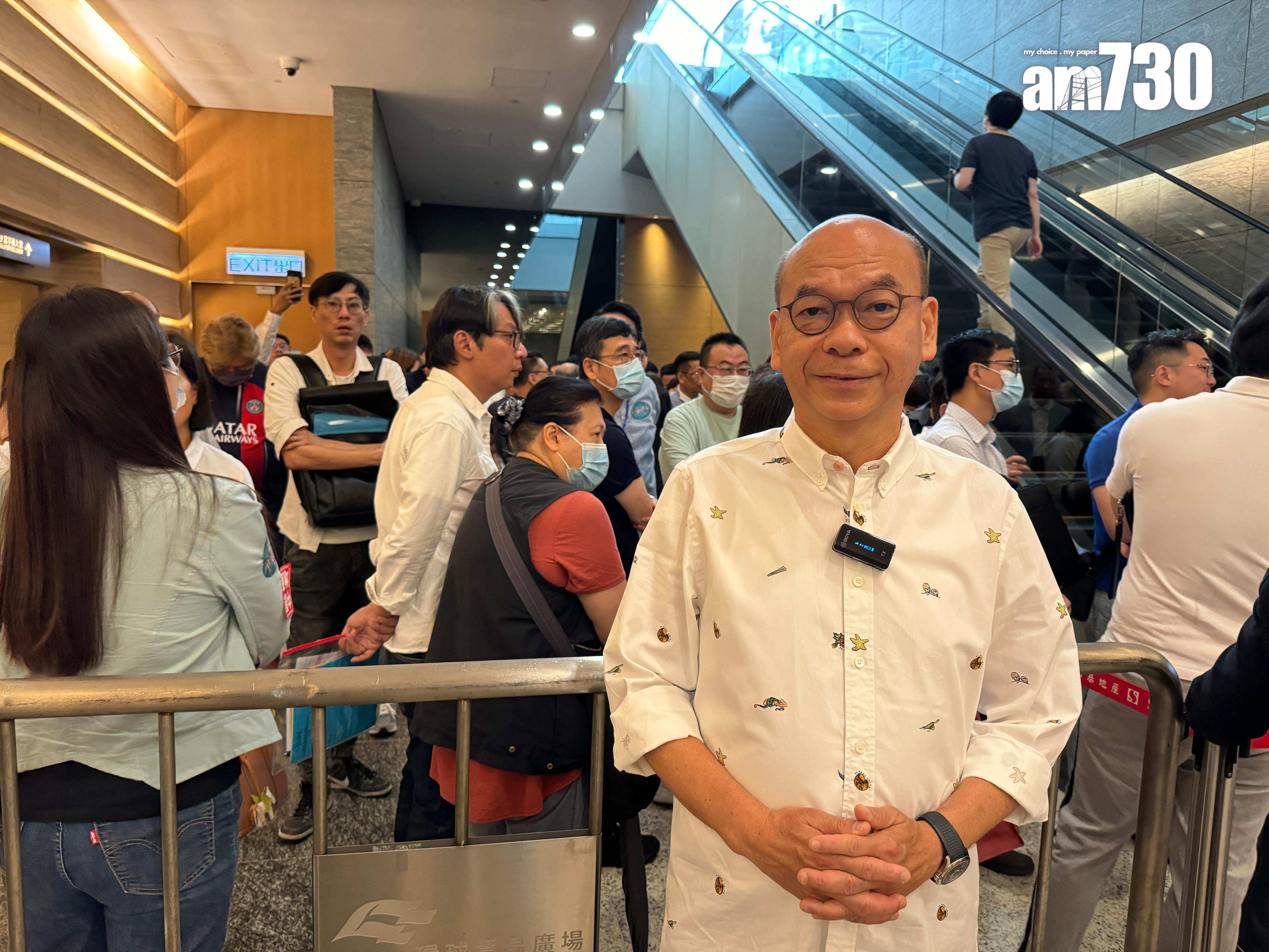 陳永傑指,今日The YOHO Hub II首輪中原客戶中,用家佔多,港人佔約70%,反映撤辣啟動換樓鏈。