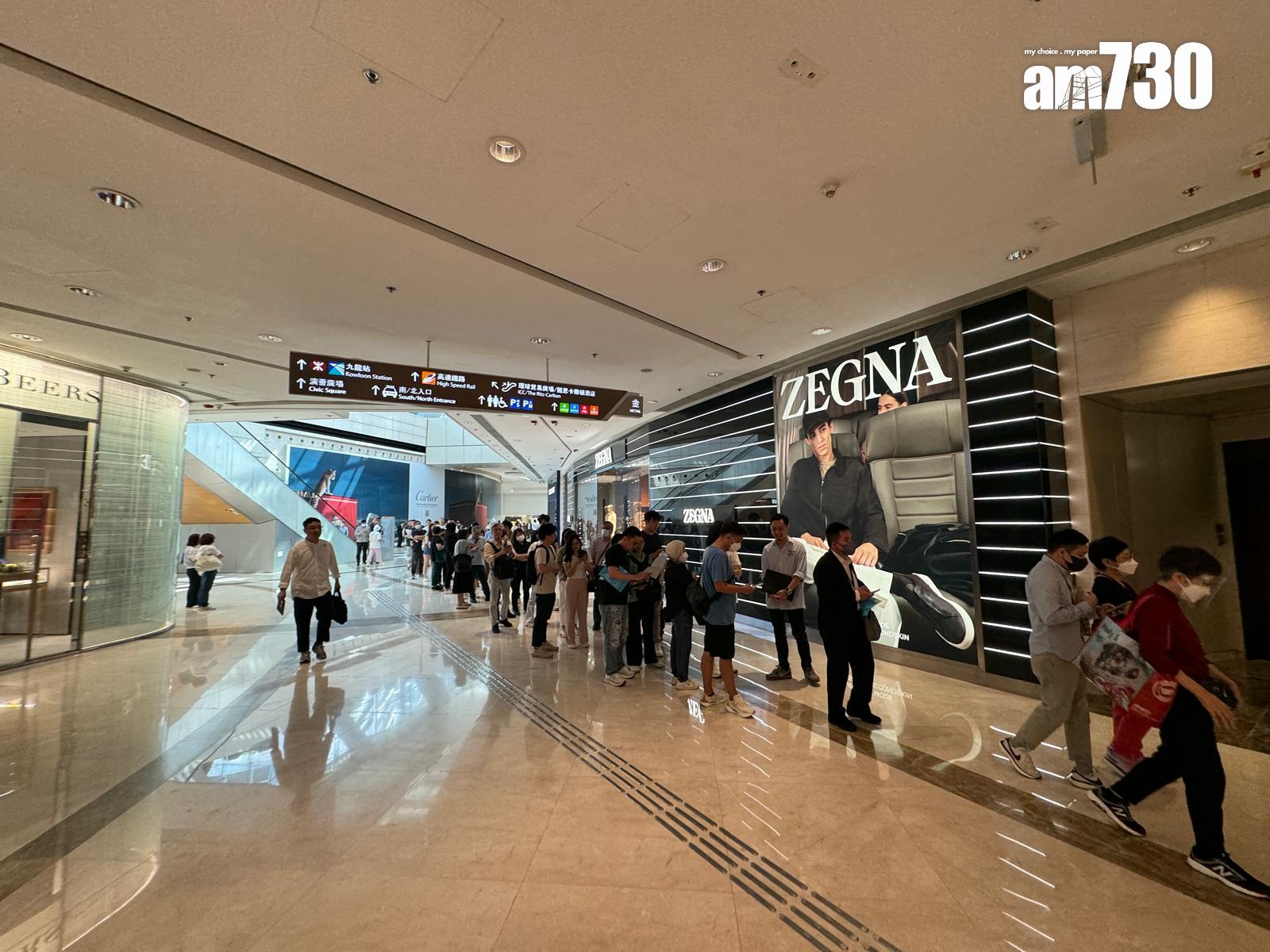 「The YOHO Hub II」今日首輪推售210伙。早上10時起A組買家報到,據現場所見,出現長長的報到人龍,場面十分墟冚。