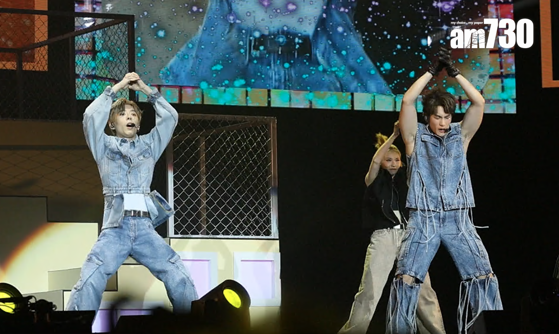 Edan和Jeffrey在拉闊音樂會跳唱《唱這歌》、《今期流行》和《眼睛想旅行》,場面爆笑。