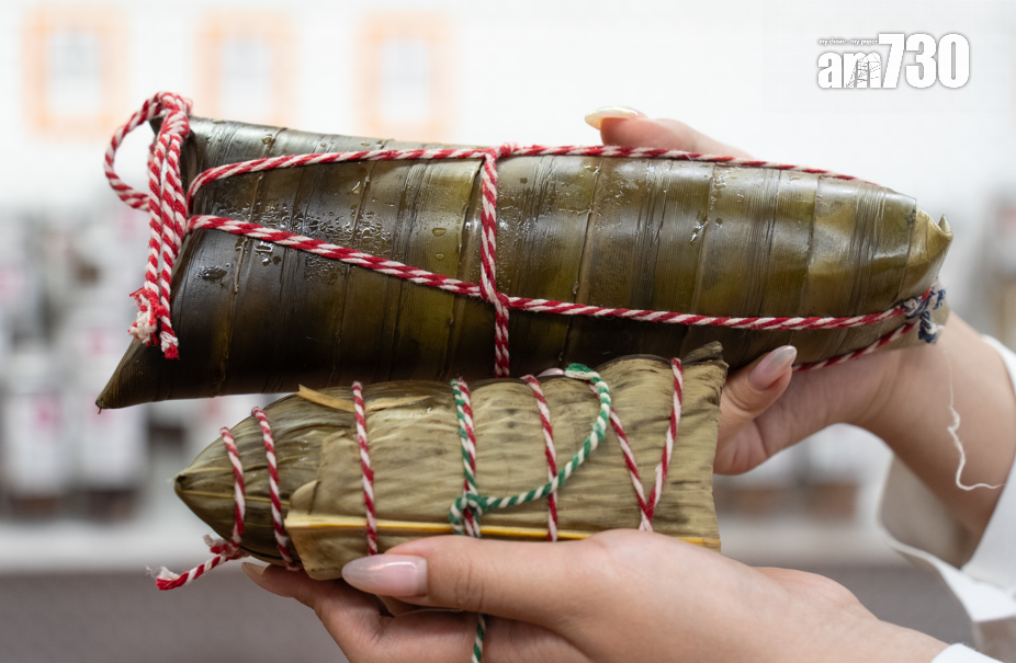 (上)盧兜粽煮岀來的糉格外清香煙韌,可切成片煎來吃。 (下)上海粽的糯米要以秘製醬油浸過,十分惹味。攝:林靄怡