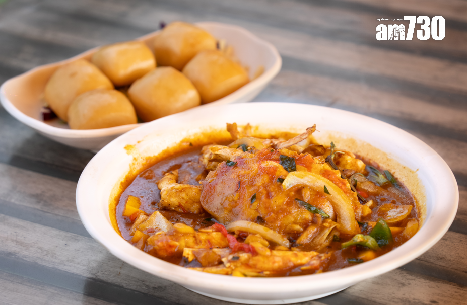 大樹菠蘿咖喱蟹配炸饅頭是二哥糅合東南亞菜式後自創的菜式,啖啖滲岀的果味更顯蟹肉的鮮甜。攝:林靄怡