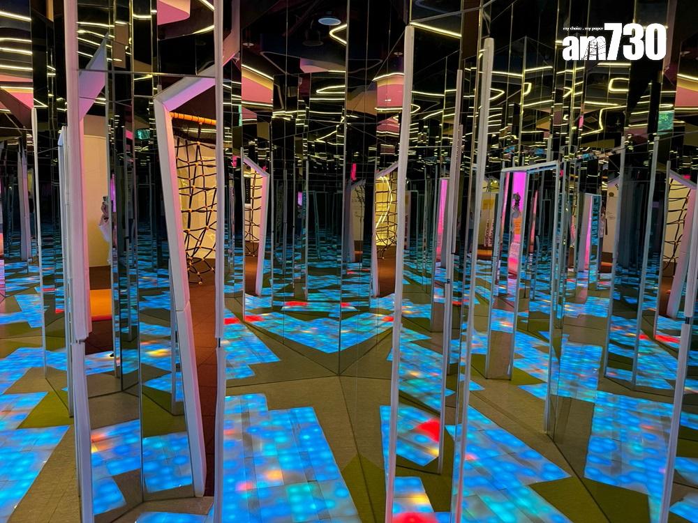 兒童樂園中有繩網、鏡迷宮、手工工作坊、充氣彈床及多款大型電子遊戲機等。