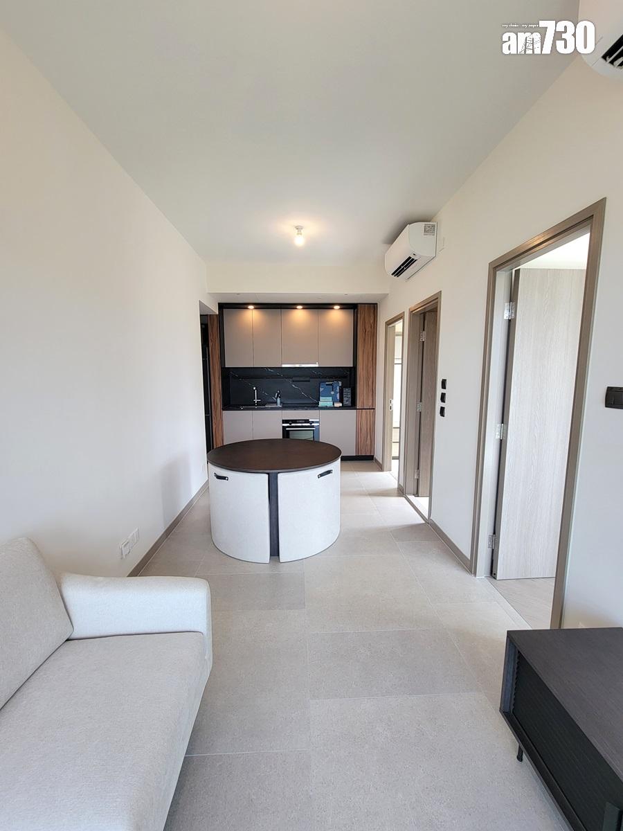 University Hill示範單位|直擊高層兩房及三房 景觀多元 一款更附設家具|多圖有片