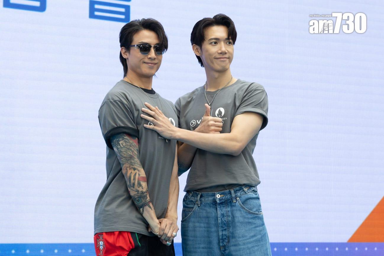 AK笑言胸肌雖略有升級,仍不及「大表波」Stanley。(蘇文傑攝)