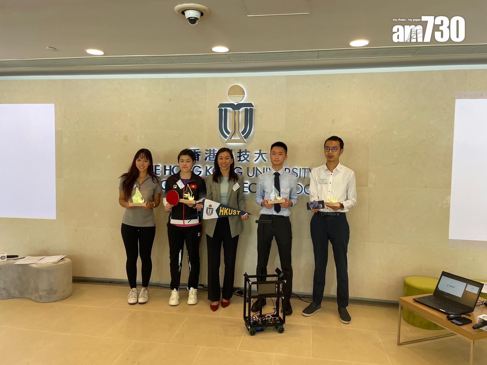 (左起)易希澧、江芷琳、劉夢琳、朱兆邦、傳明翰 。(陳家莉攝)