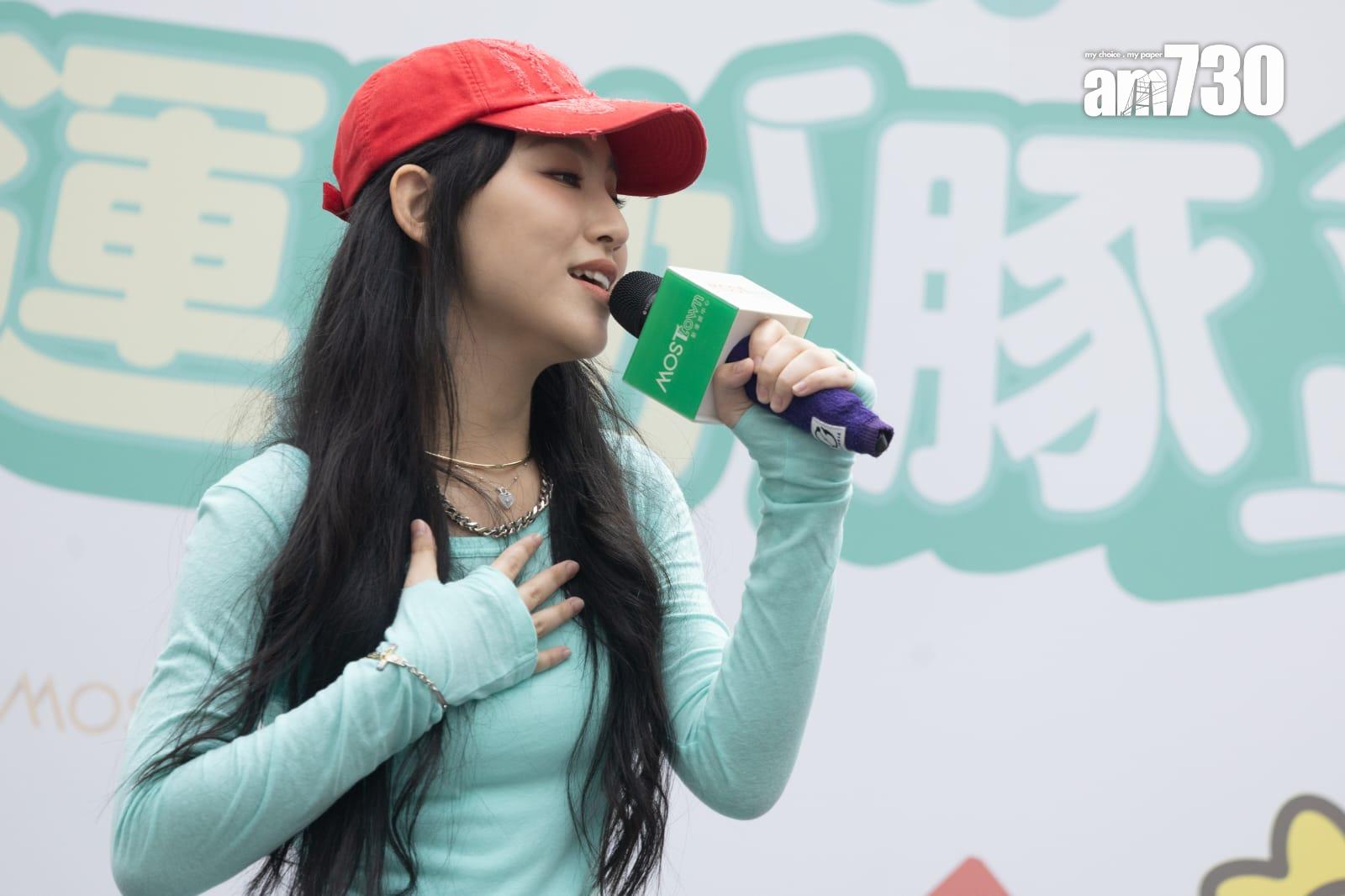 Gigi今日唱了兩首歌曲。 (蘇文傑攝)