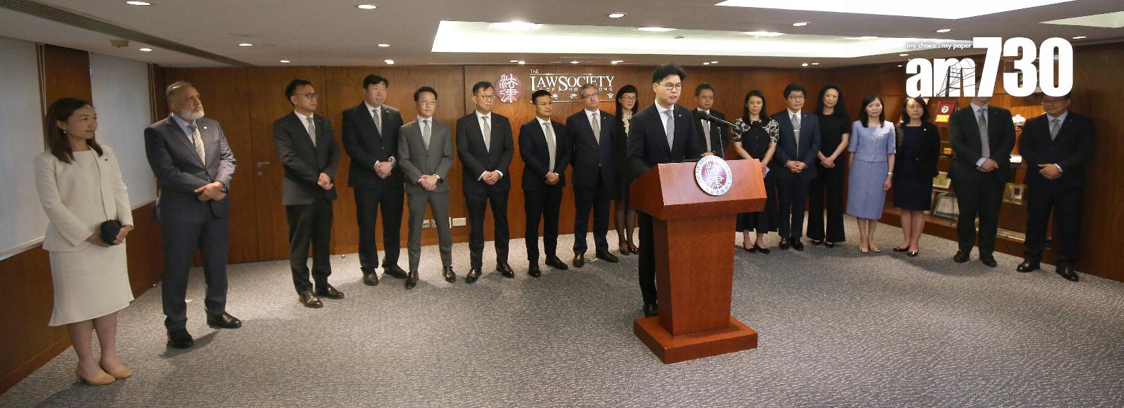 湯文龍出任律師會會長 指看不到香港法治不及其他地方(董立華攝)