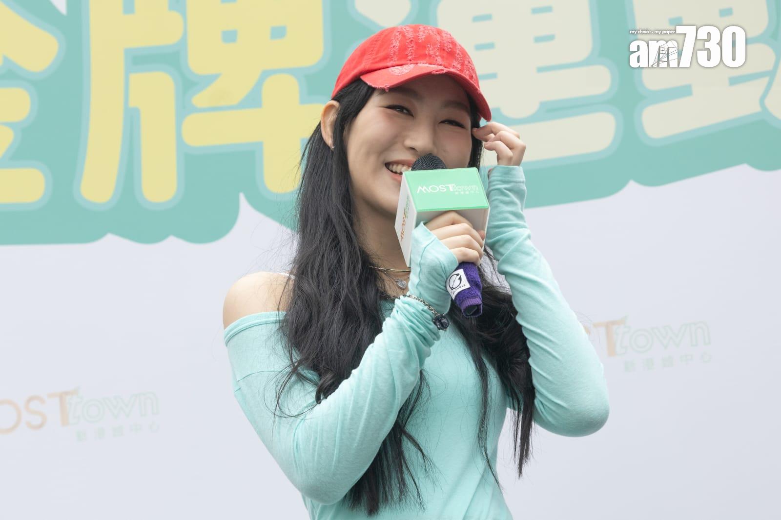 炎明熹離巢風波後首現身。 (蘇文傑攝)