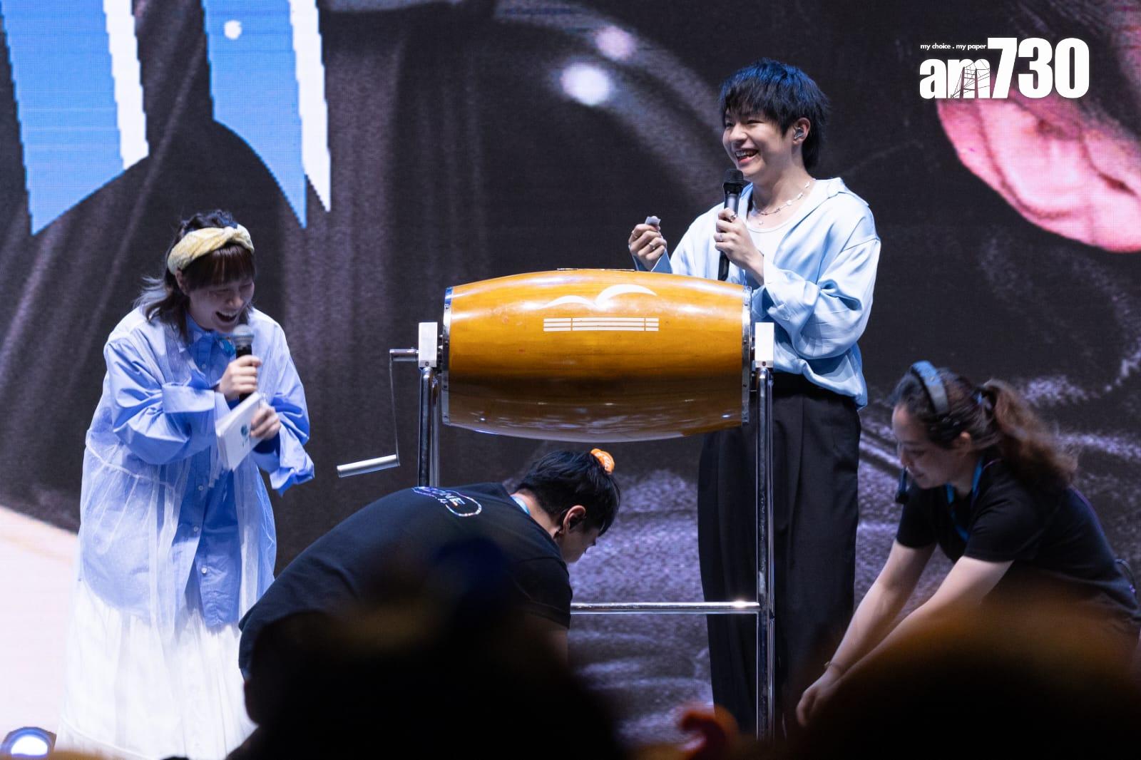 阿正笑言下年要搞盆菜宴慶生。 (蘇文傑攝)