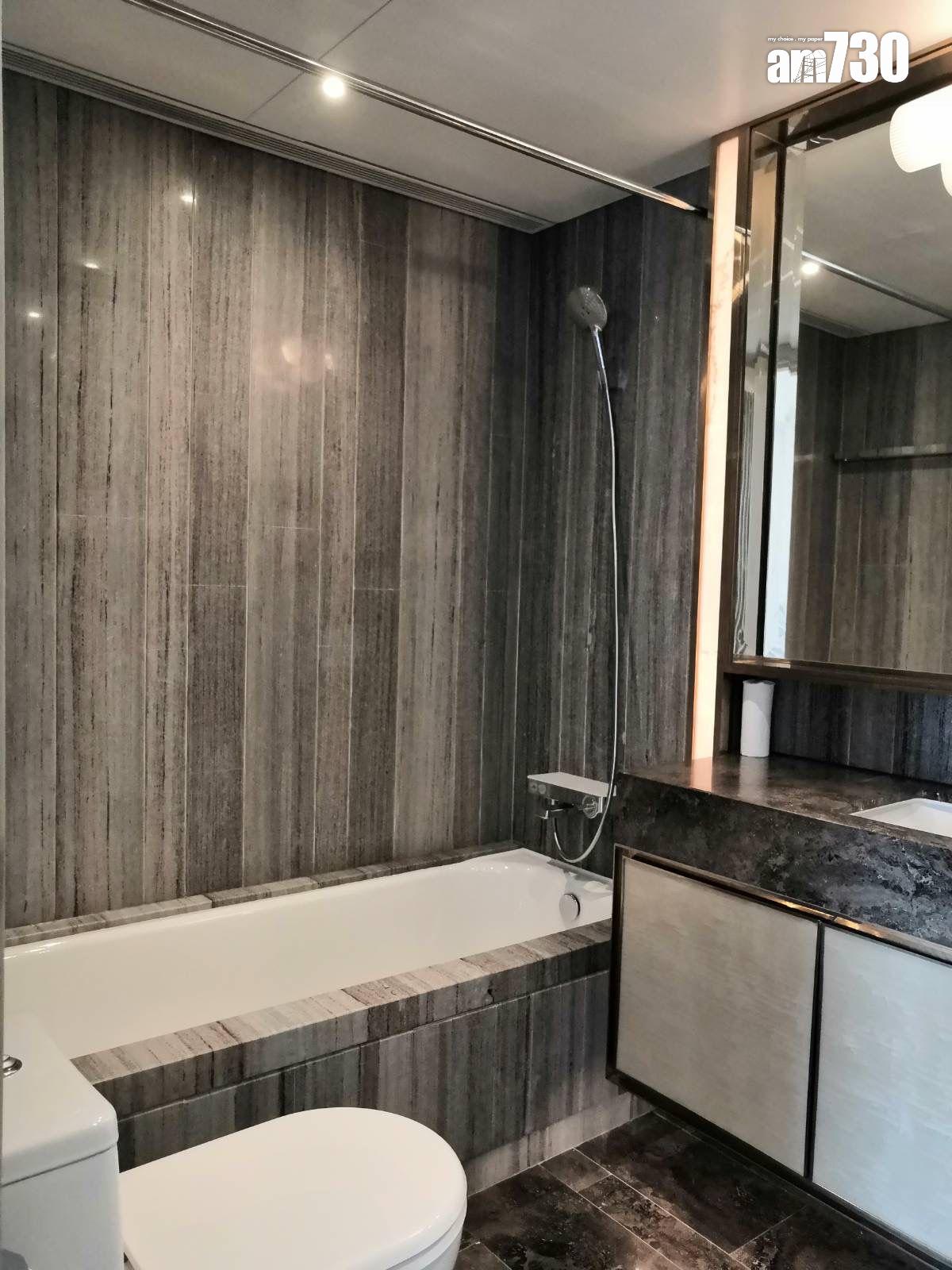 北角半新屋苑四房擁維港全煙花海景 5年轉手蝕271萬(多圖)|二手蝕讓