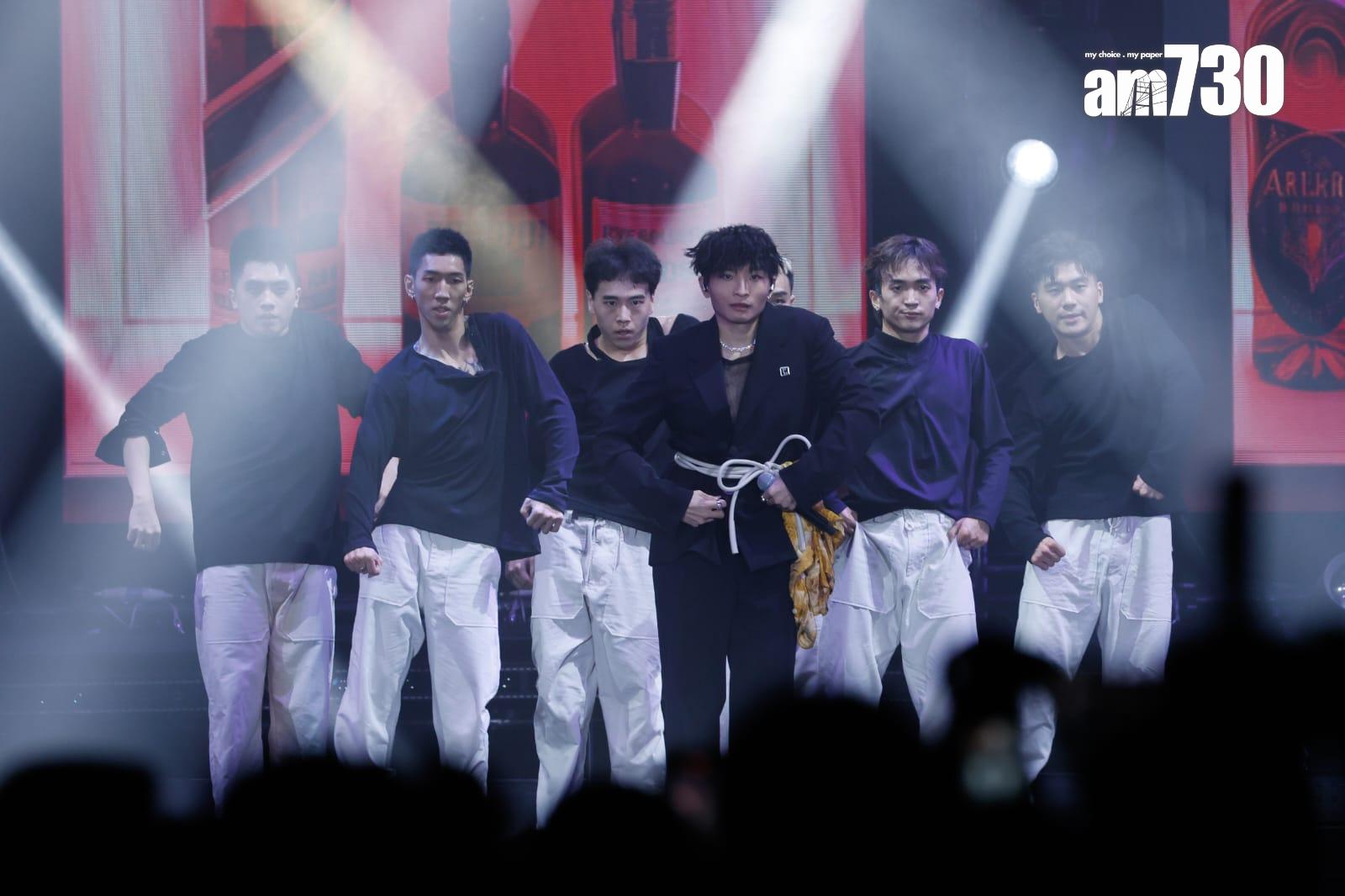 Dee哥在《Katch the POP》音樂會化身「港版 JungKook」挑戰跳唱。(蘇文傑攝)