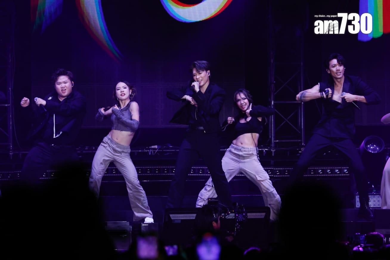 Stanley在《Katch the POP》音樂會奉上跳唱新歌,並直落與Frankie、肥仔和Dee哥獻上多首跳唱歌。(蘇文傑攝)