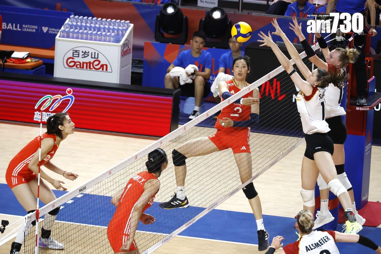 世界女排聯賽香港站|中國女排大勝德國,朱婷近網進攻。(林俊源攝)