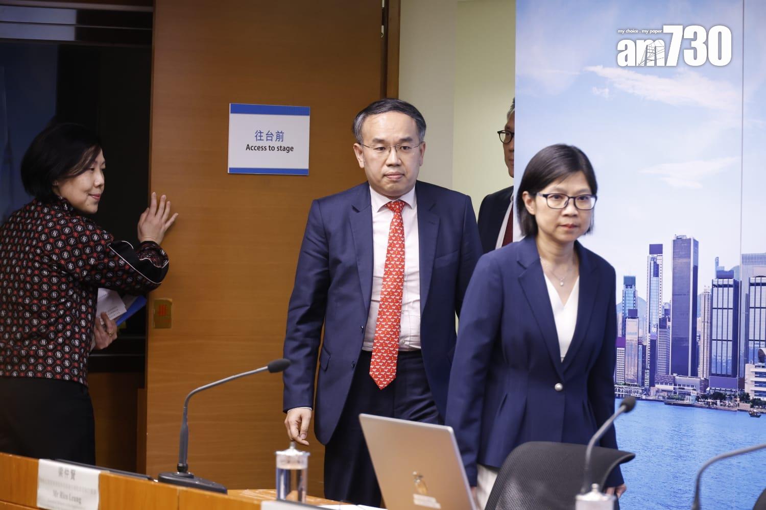 打風不停市。(林俊源攝)