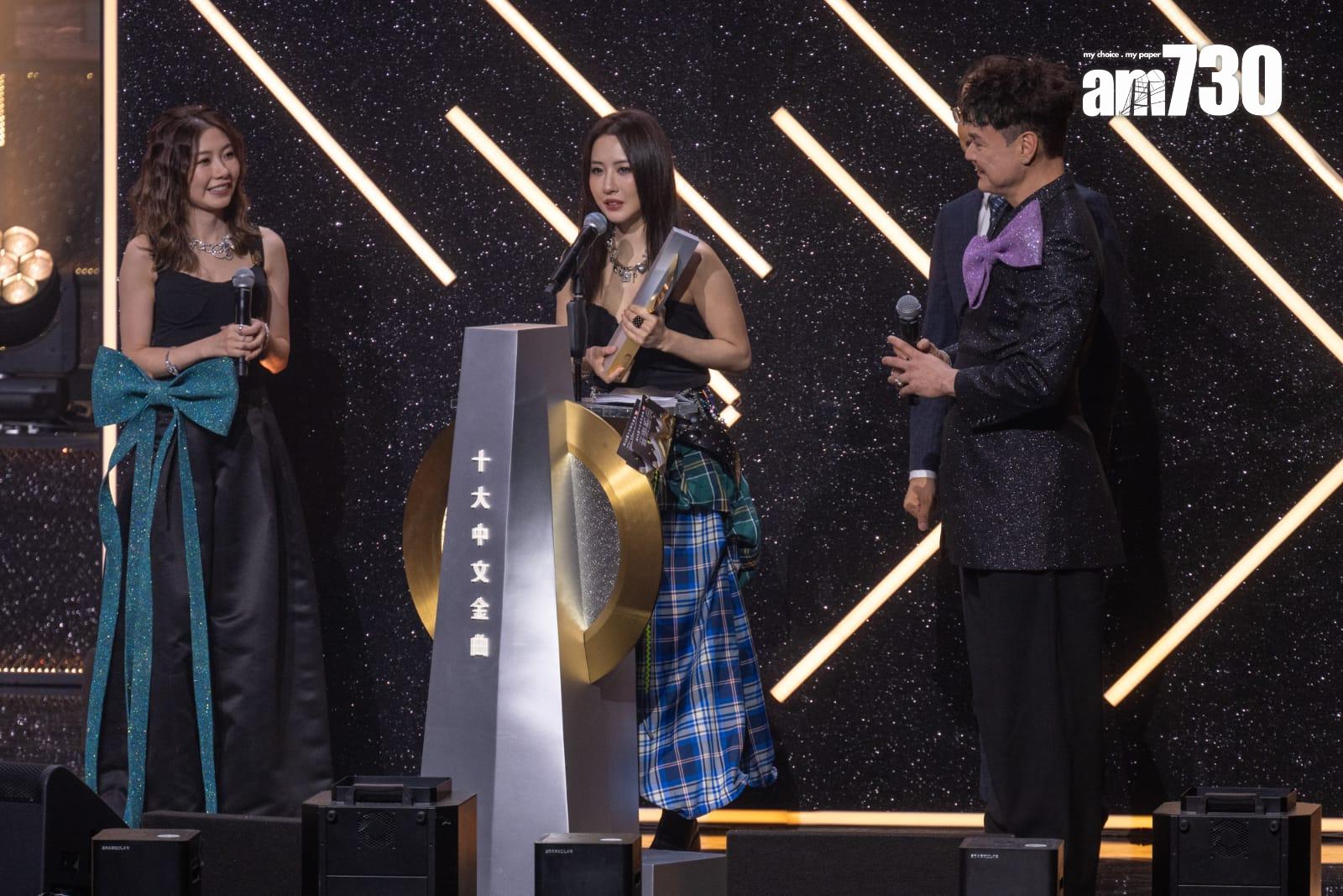 菊梓喬奪得「最佳中文唱片獎」女歌手獎。(陳奕釗攝)
