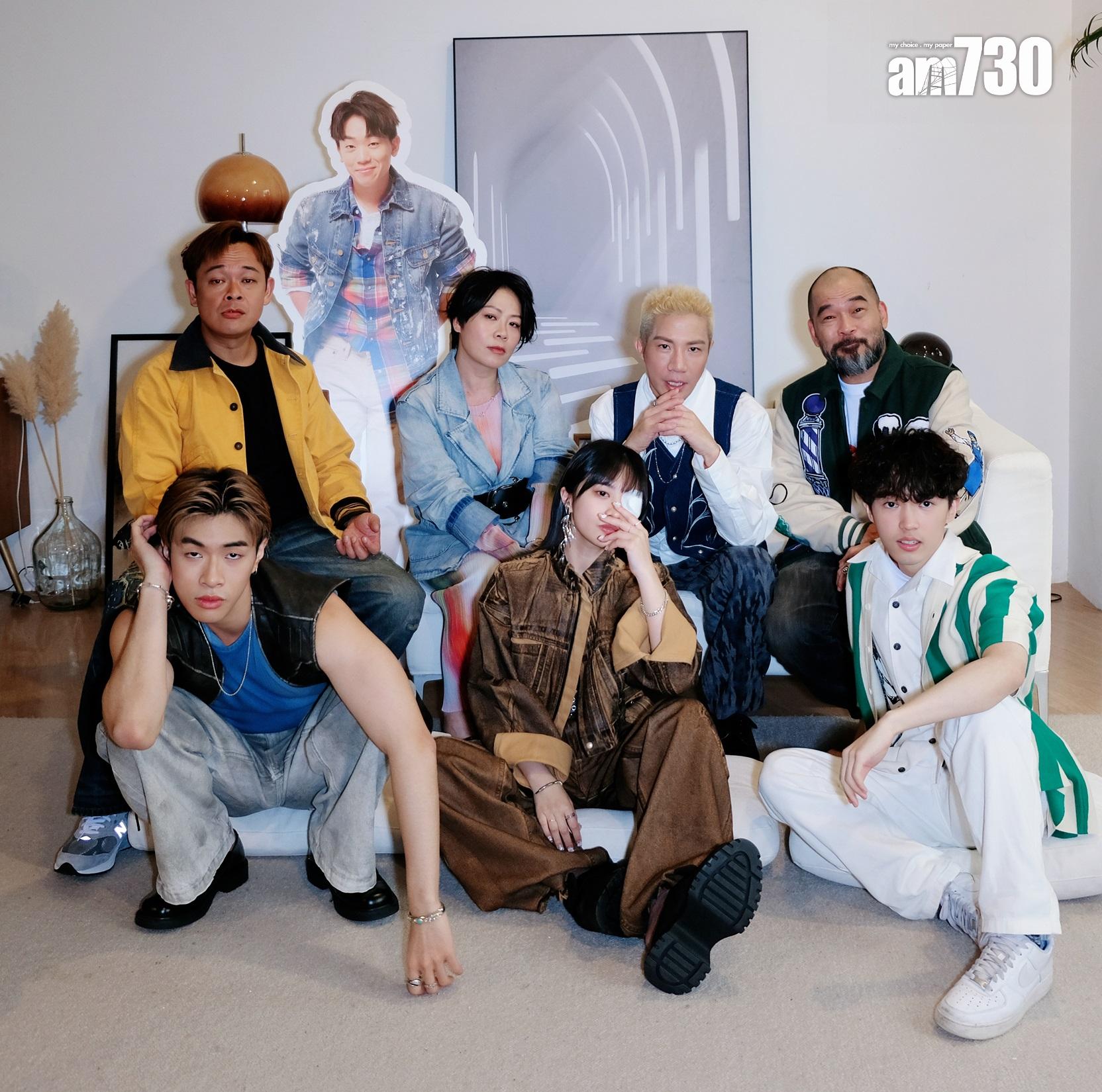 梁祖堯、邵美君、湯駿業和葛民輝(後排左至右),與KaKit、Sica和Larry在《Di-Dar音樂劇場》合作。