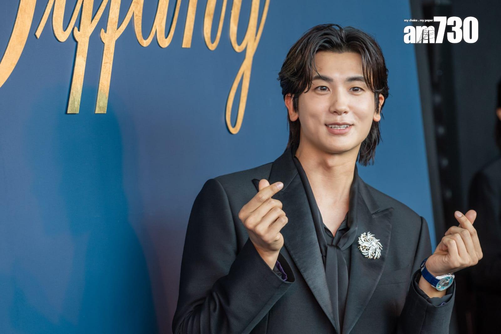 韓星朴炯植來港出席品牌發布會,大派各式心心。(陳奕釗攝)