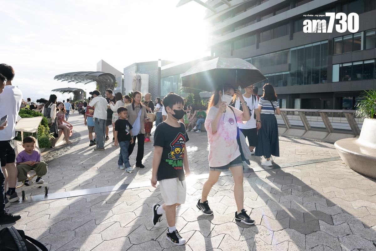 本港天氣持續酷熱。(資料圖片/陳奕釗攝)
