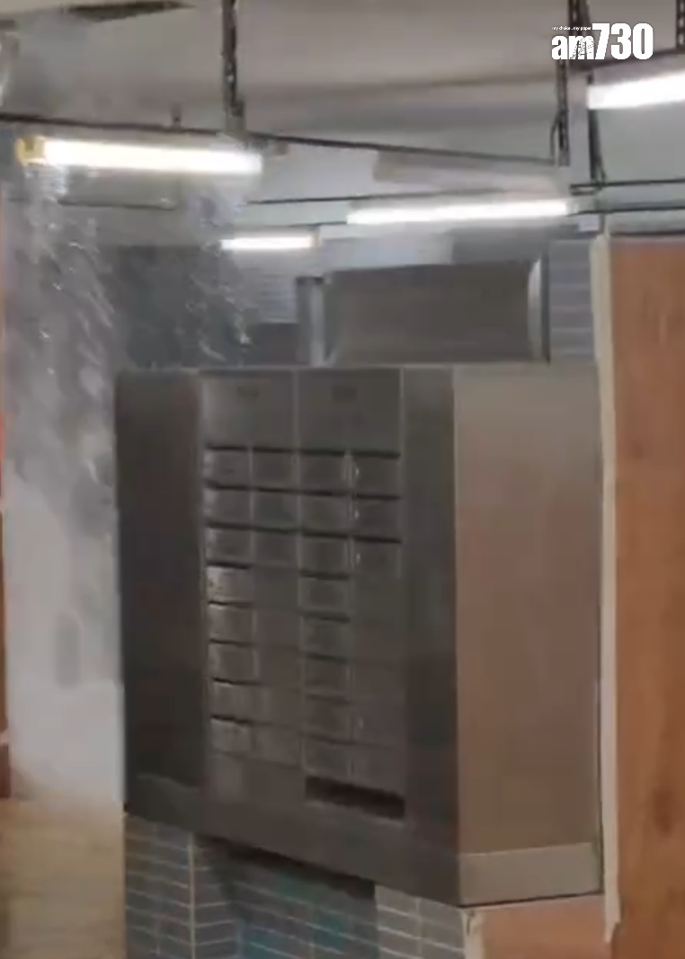 啟鑽苑5座啟湖閣上演「水舞間」(讀者提供)