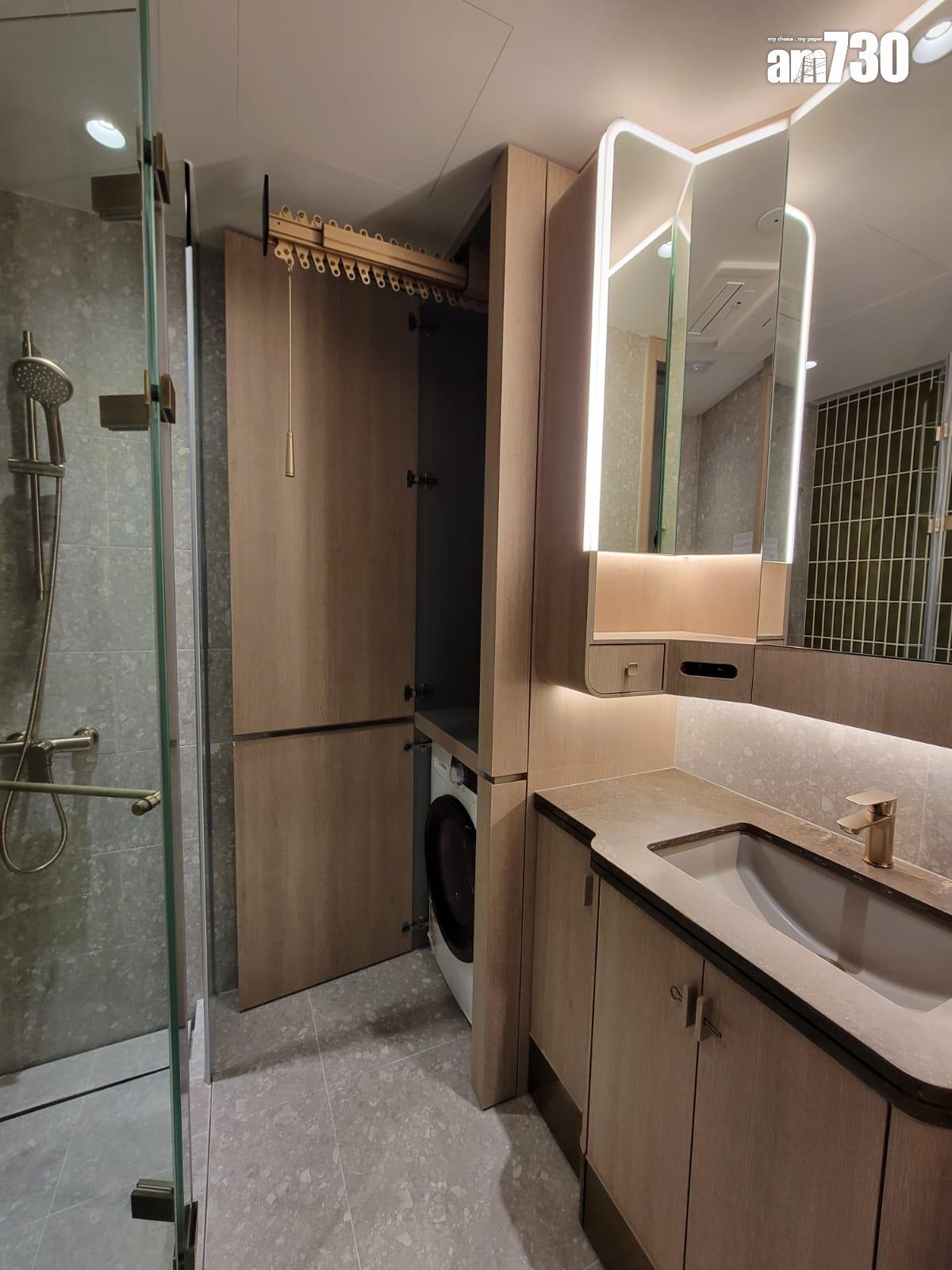 柏蔚森I示範單位|560呎交樓標準三房套曝光 客廳寬敞易擺家具(多圖有片)|啟德新盤