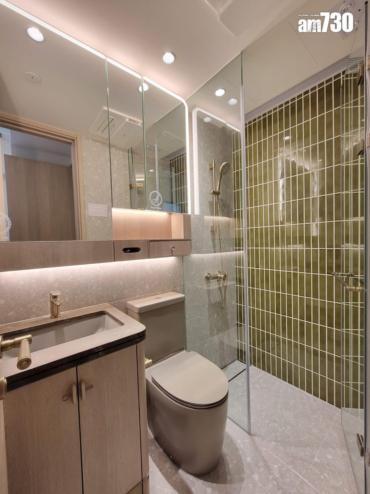 柏蔚森I示範單位|560呎交樓標準三房套曝光 客廳寬敞易擺家具(多圖有片)|啟德新盤