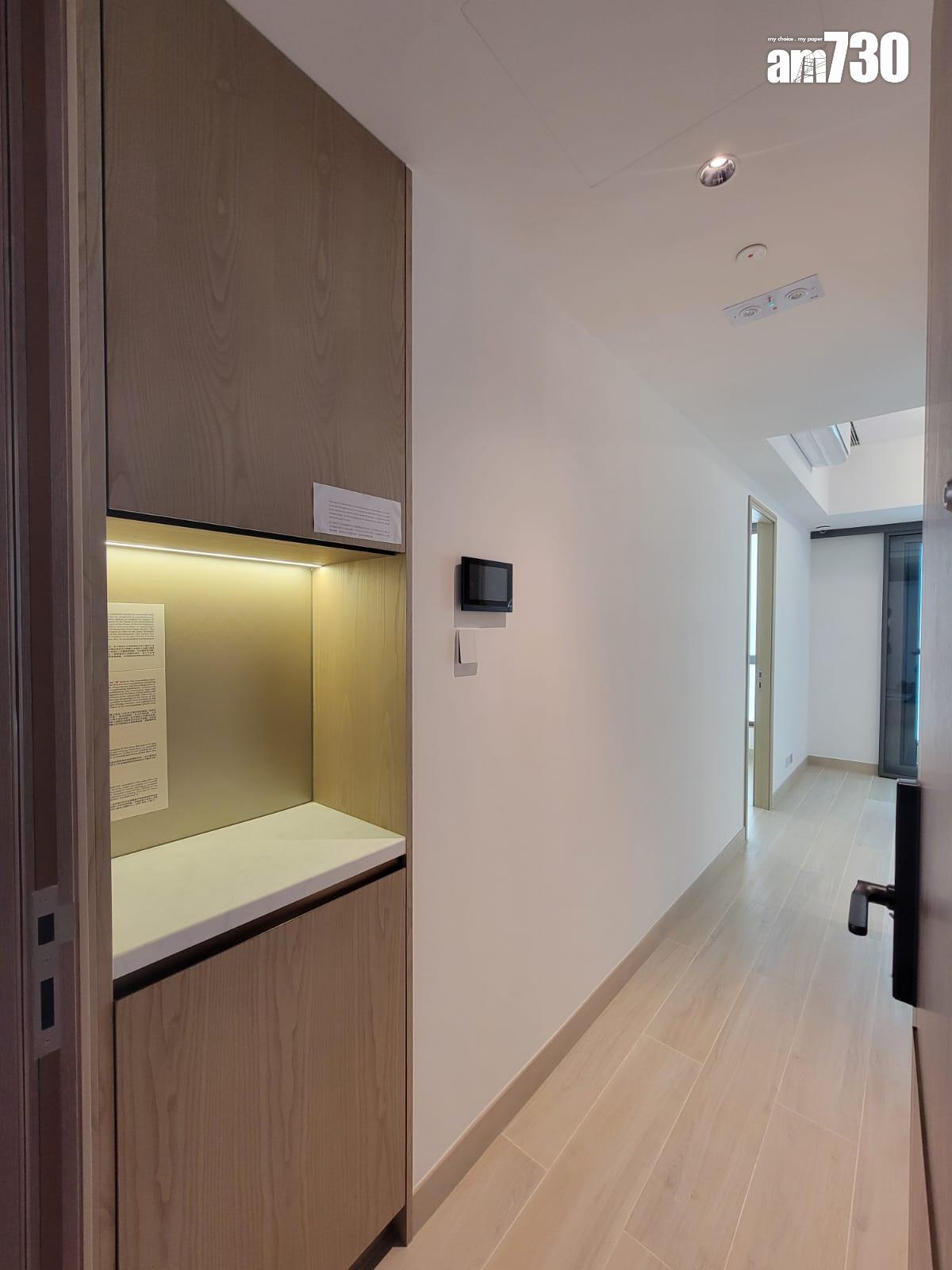 意嵐示範單位|一房及兩房採開廚設計 淺木色儲物櫃空間足|多圖有片