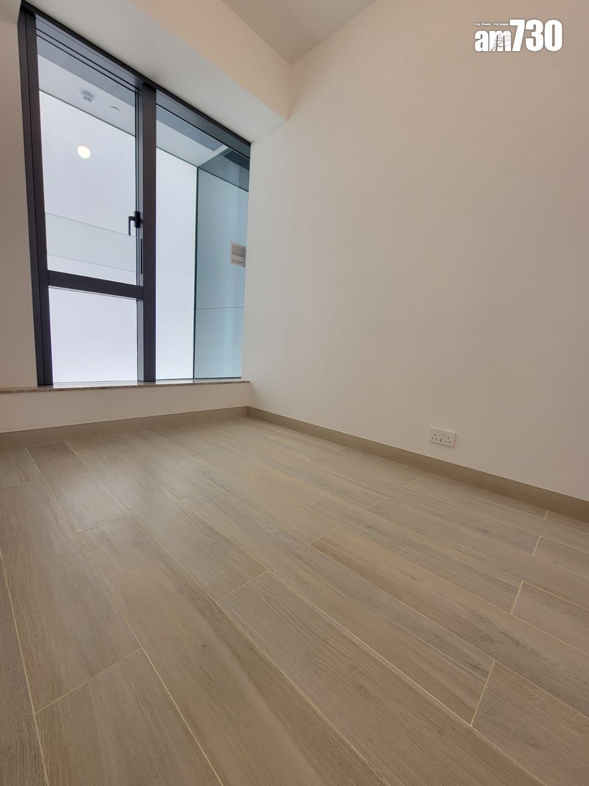 意嵐示範單位|一房及兩房採開廚設計 淺木色儲物櫃空間足|多圖有片