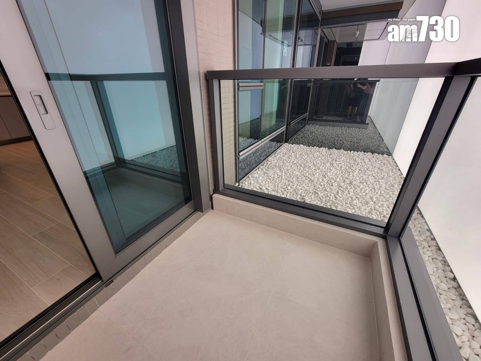 意嵐示範單位|一房及兩房採開廚設計 淺木色儲物櫃空間足|多圖有片