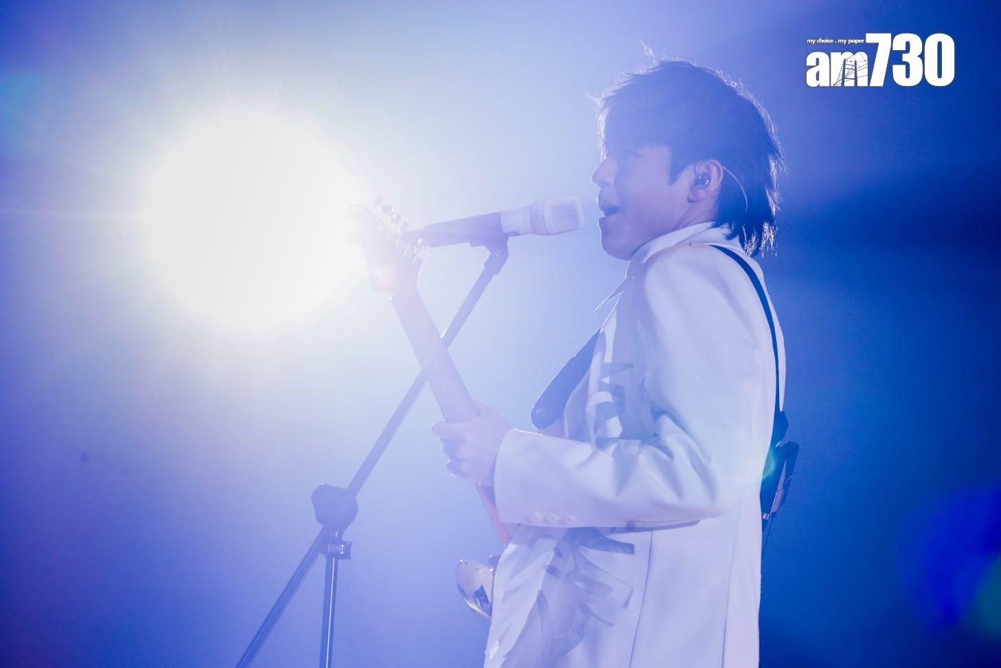 陳卓賢亞博開鑼,以白馬王子look登場。 (蘇文傑攝)