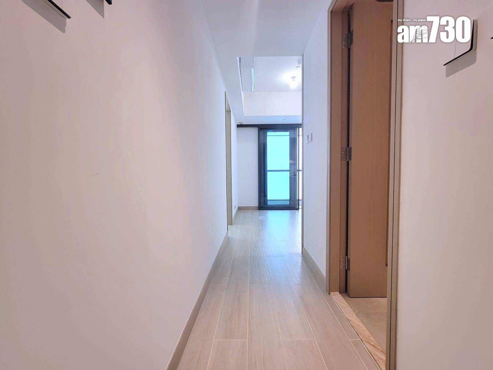 意嵐示範單位|一房及兩房採開廚設計 淺木色儲物櫃空間足|多圖有片