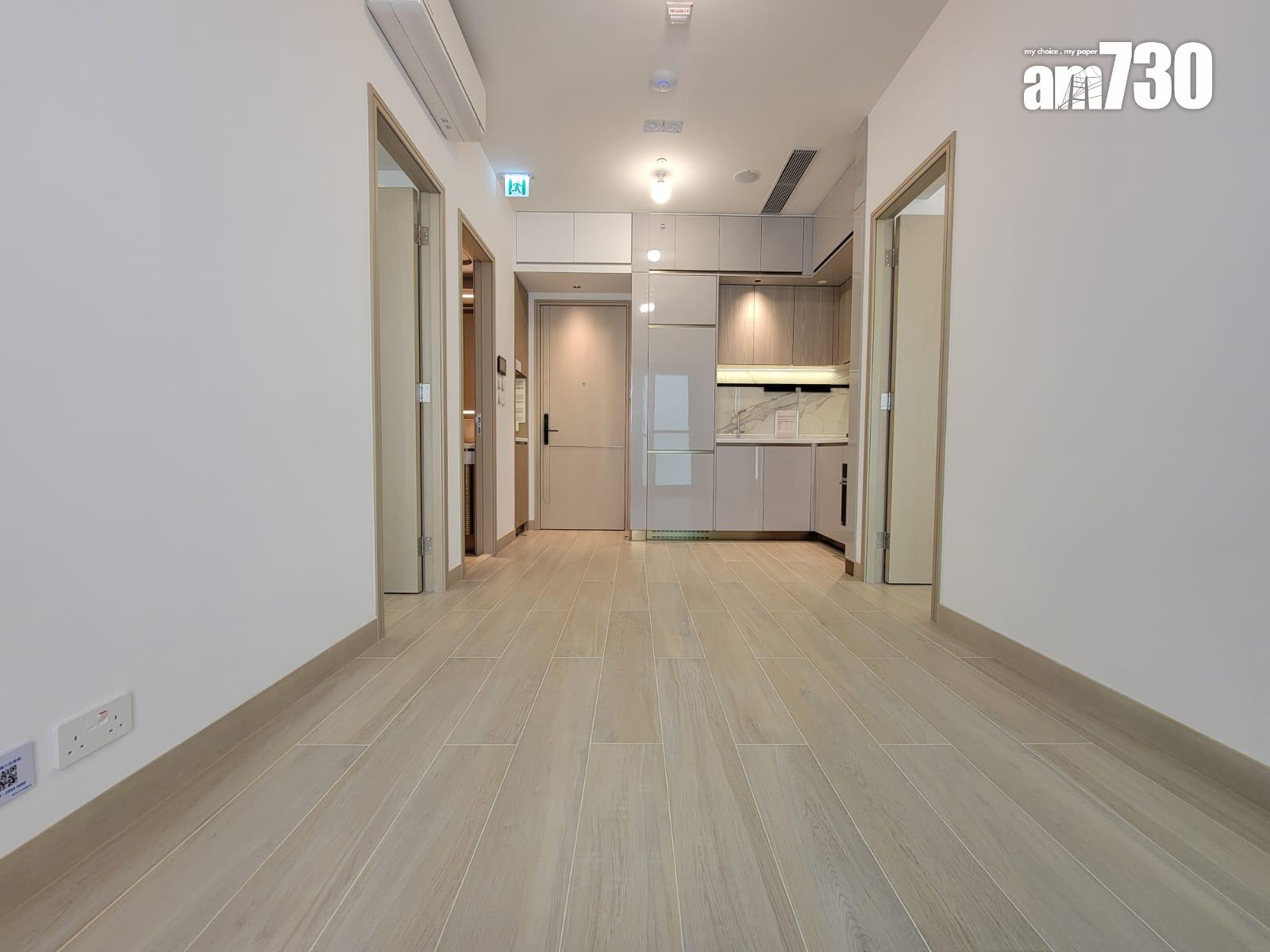 意嵐示範單位|一房及兩房採開廚設計 淺木色儲物櫃空間足|多圖有片